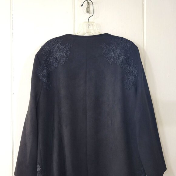 Tahari Arthur S. Levine Black Ultra Suede Jacket with Lace Applique - Picture 6 of 7